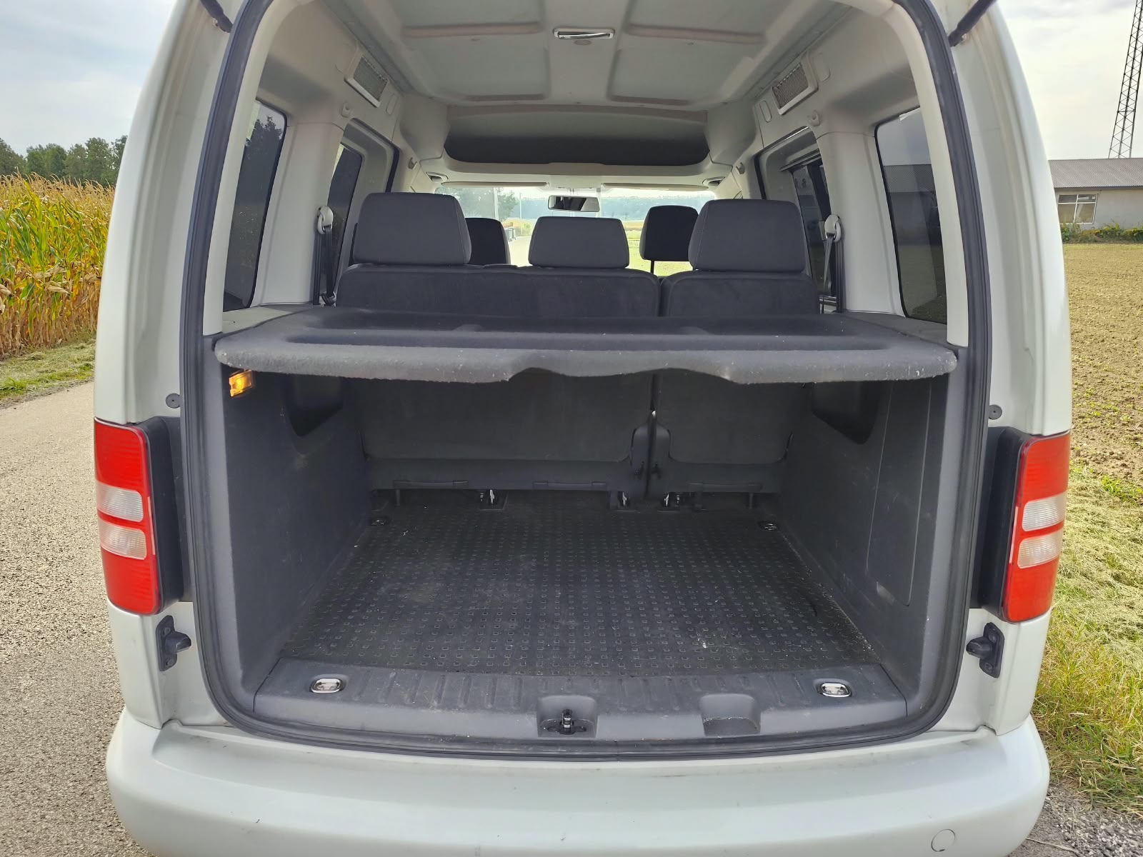 Volkswagen Caddy Comfortline - zdjęcie 3