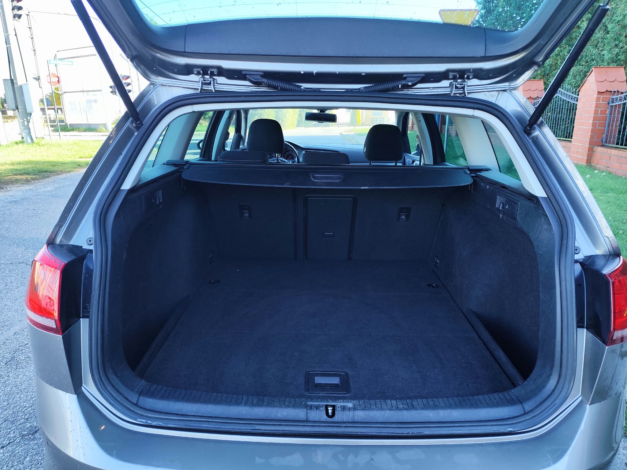 Volkswagen Golf 1.4 TSI BlueMotion Technology Lounge - zdjęcie 5