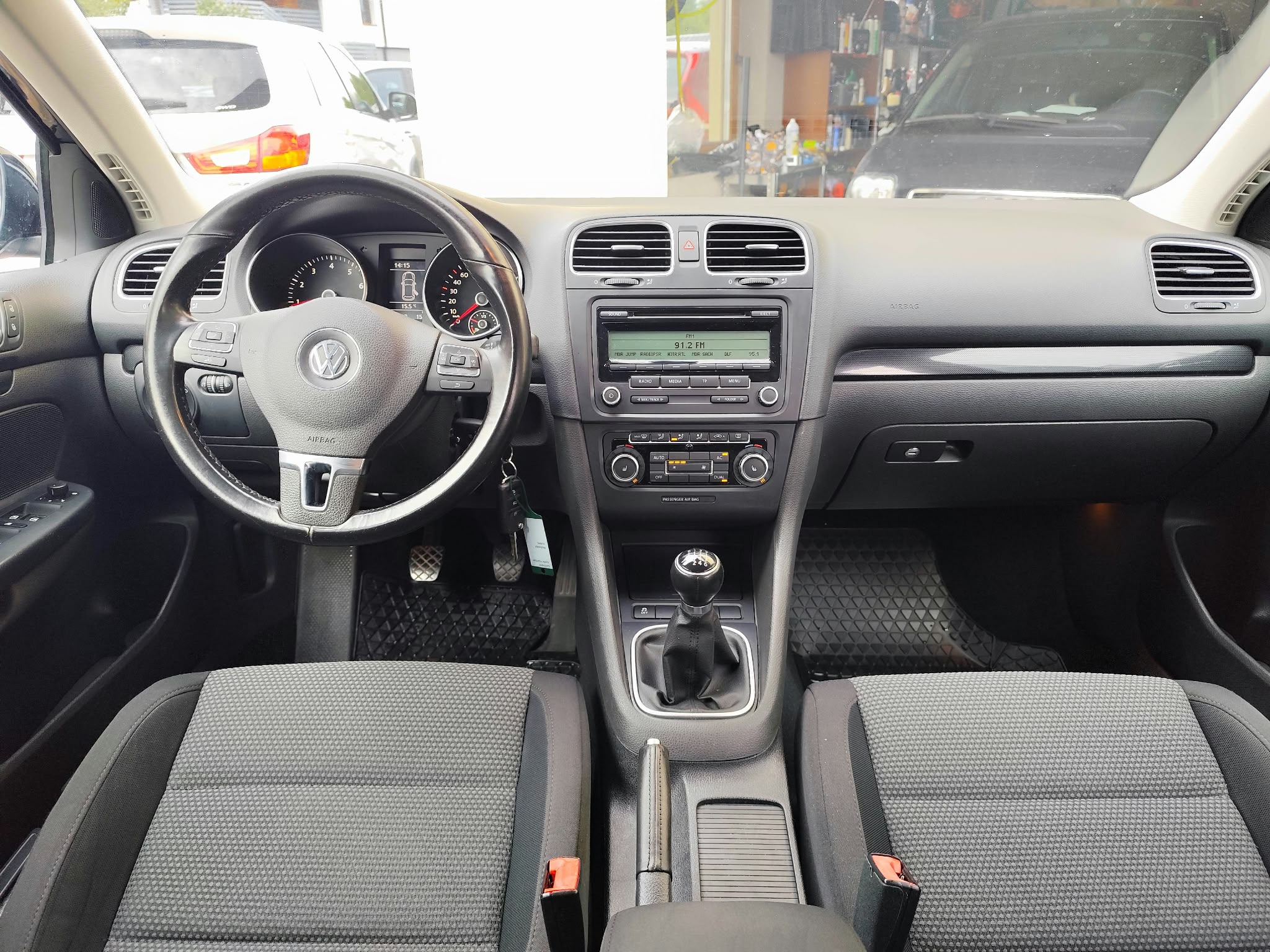 Volkswagen Golf 1.2 TSI BlueMotion Technology Comfortline - zdjęcie 6