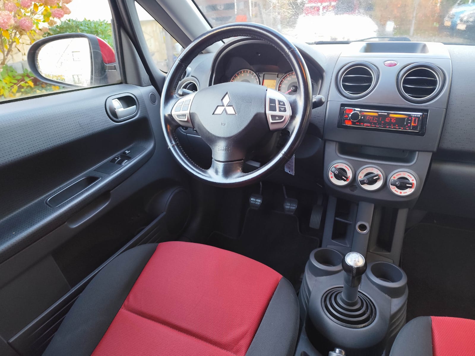Mitsubishi Colt 1.3 ClearTec In Motion - zdjęcie 12