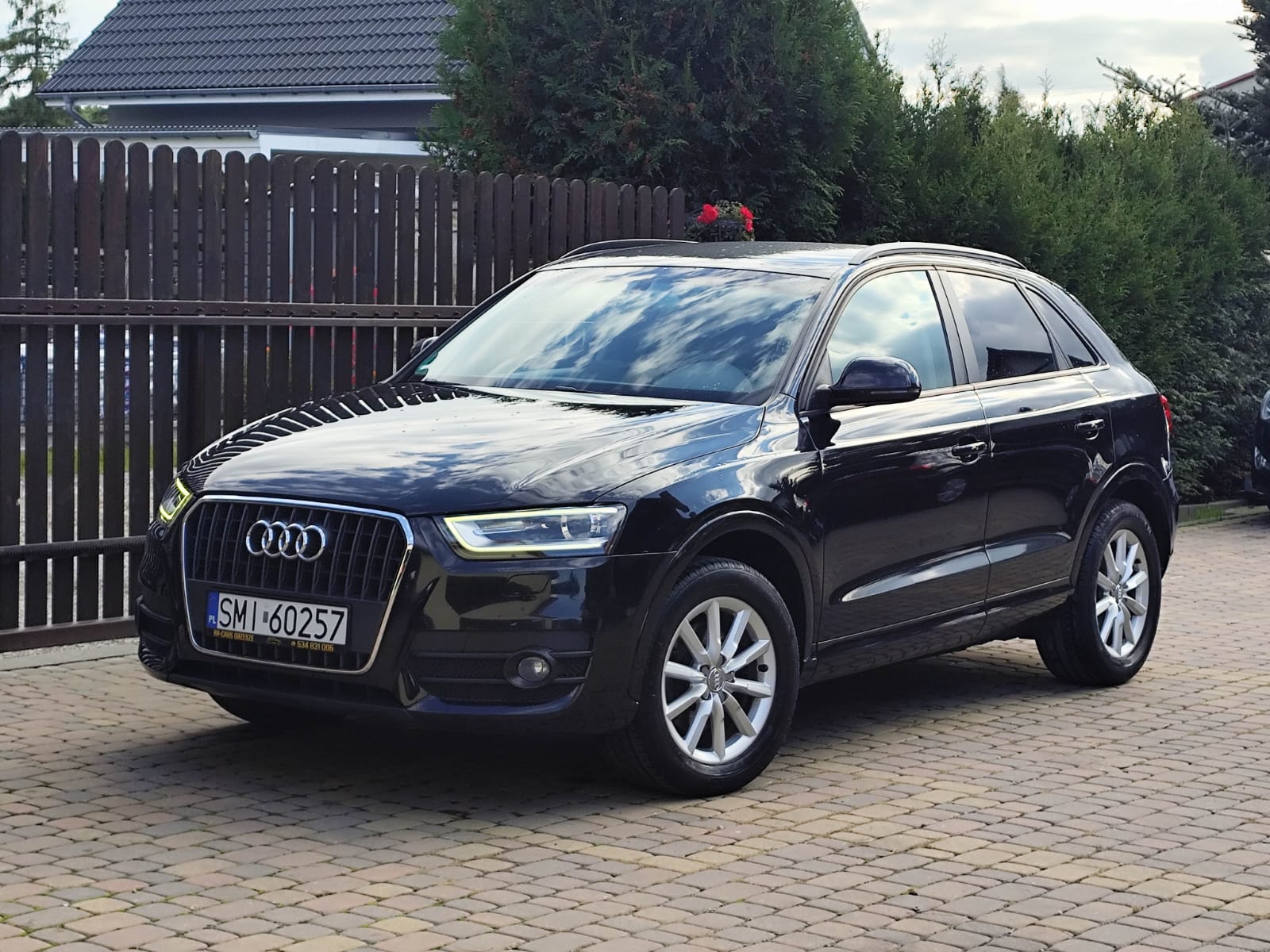 Audi Q3 1.4 TFSI Design - zdjęcie 15