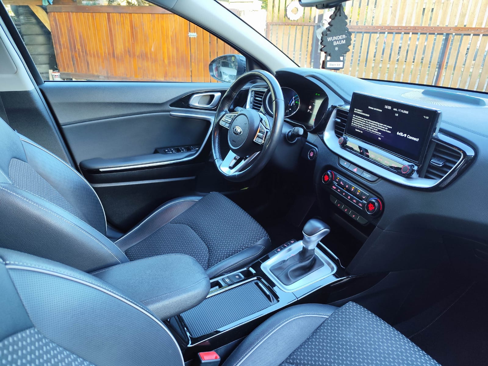 Kia Ceed 1.6 GDI PHEV XL DCT - zdjęcie 5
