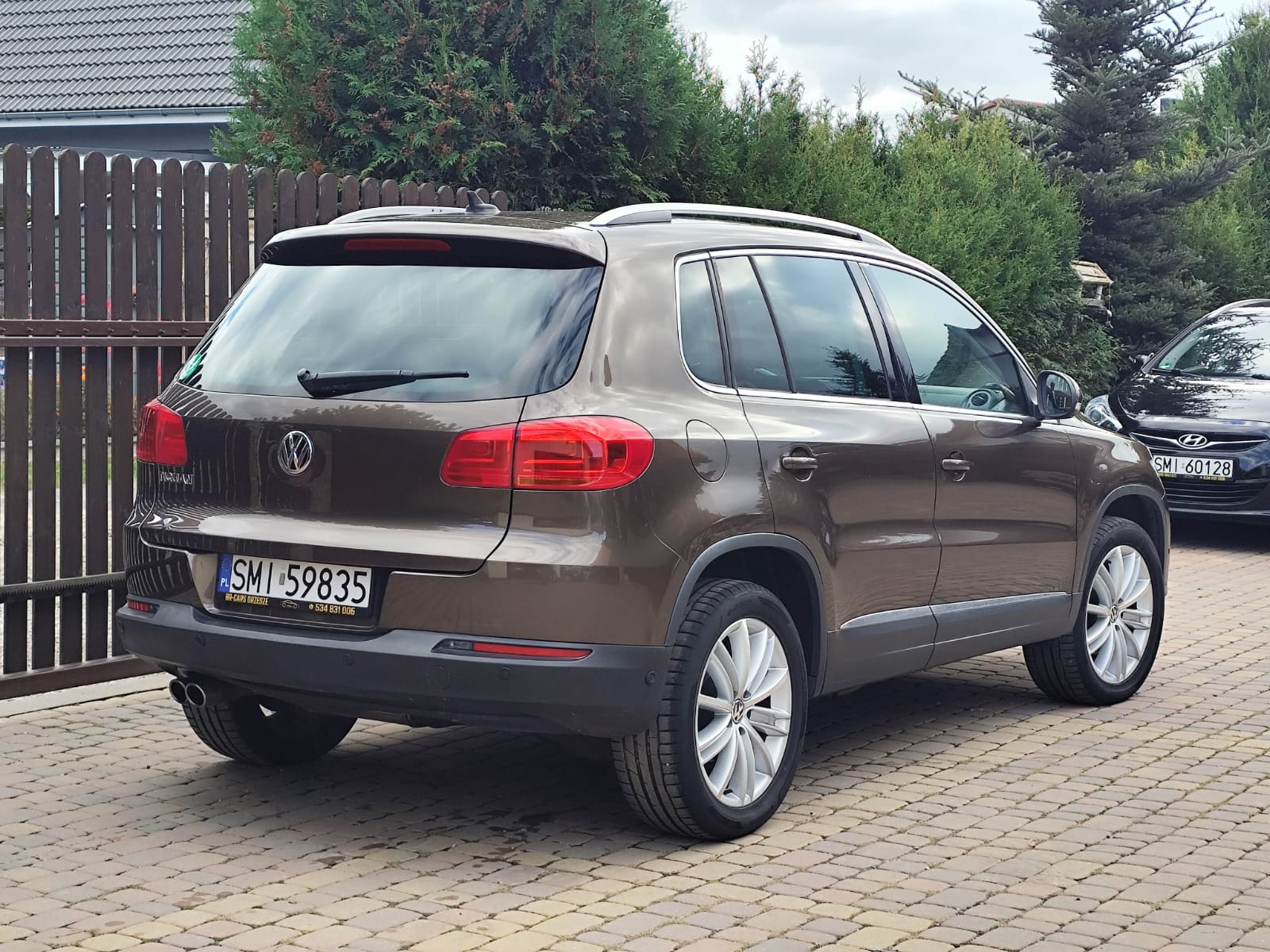 Volkswagen Tiguan 2.0 TDI DPF 4Motion Track & Field - zdjęcie 8