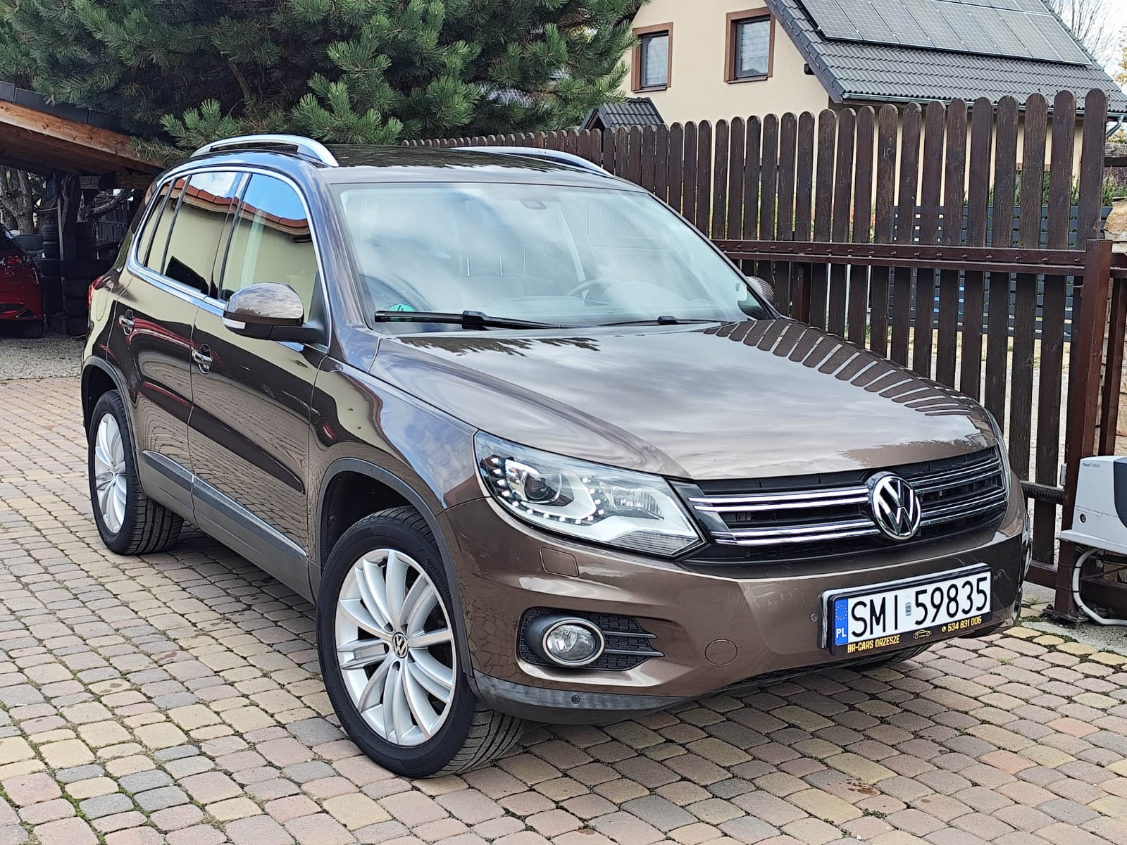 Volkswagen Tiguan 2.0 TDI DPF 4Motion Track & Field - zdjęcie 10