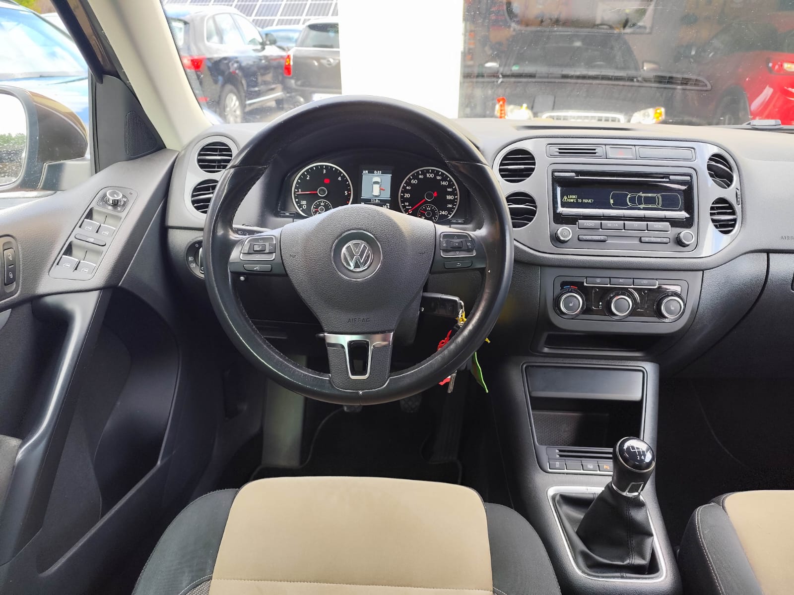 Volkswagen Tiguan 2.0 TDI DPF 4Motion Track & Field - zdjęcie 17
