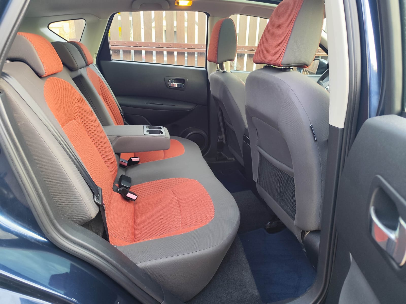 Nissan Qashqai 1.6 Tekna Pack - zdjęcie 8