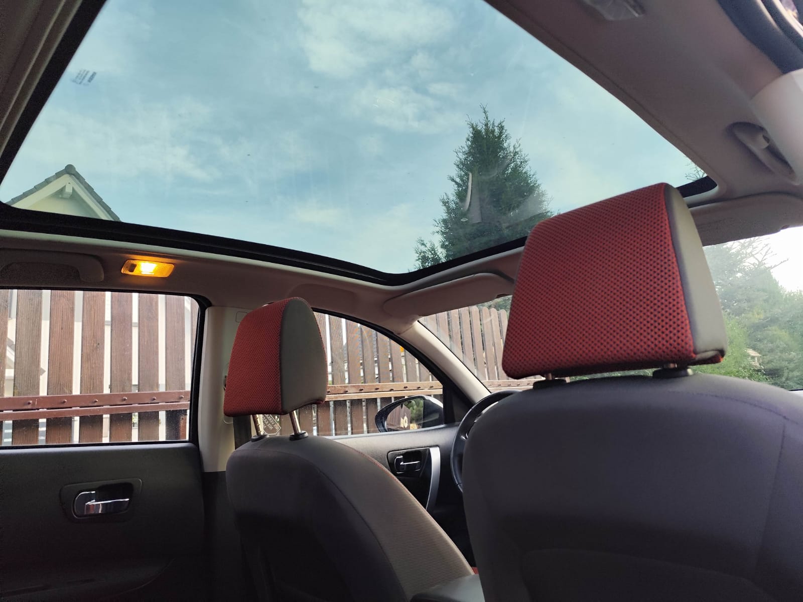Nissan Qashqai 1.6 Tekna Pack - zdjęcie 9