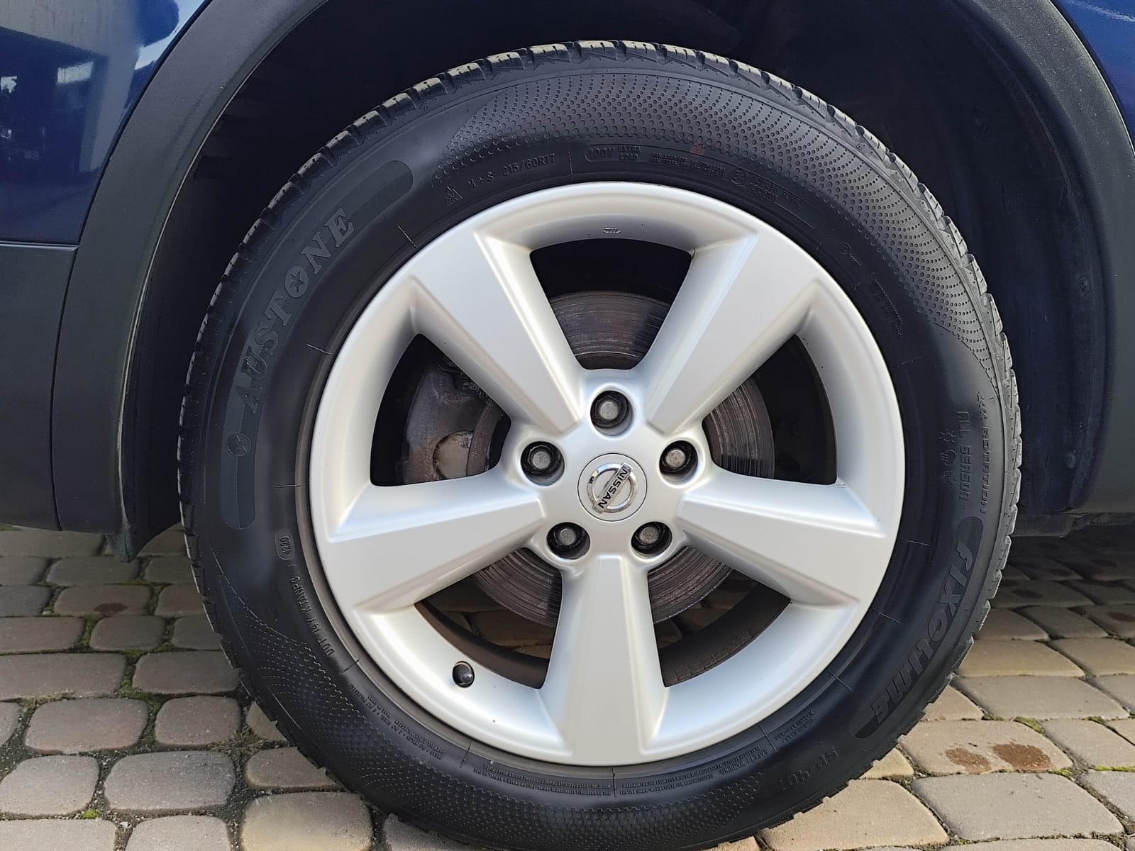 Nissan Qashqai 1.6 Tekna Pack - zdjęcie 18