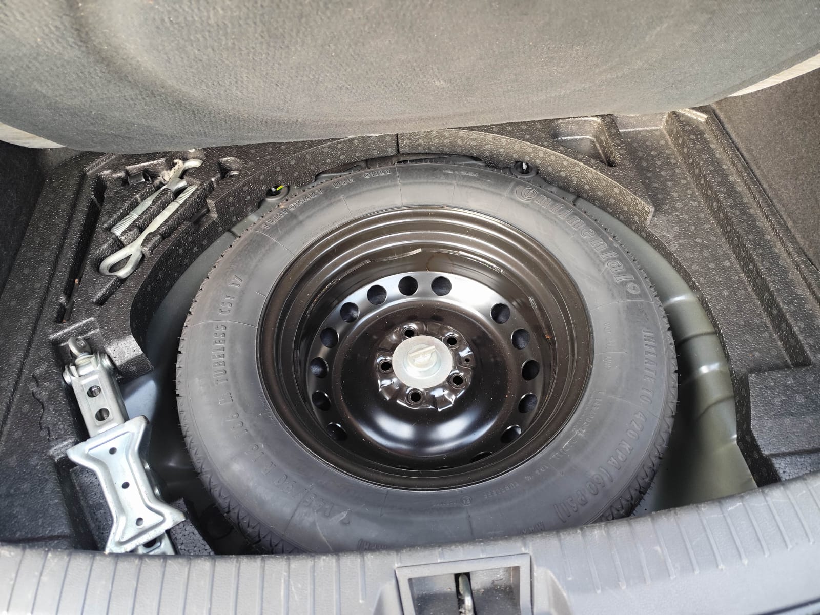 Nissan Qashqai 1.6 Tekna Pack - zdjęcie 2
